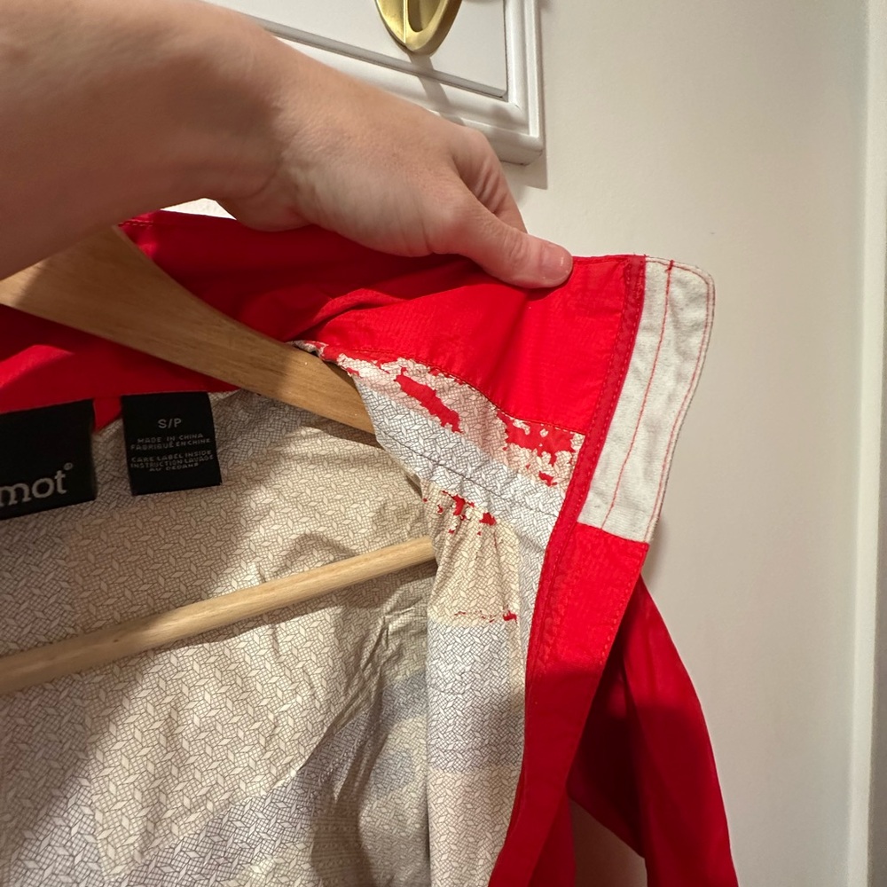 Marmot Women's Red Shell Jacket - Picture 8 of 8